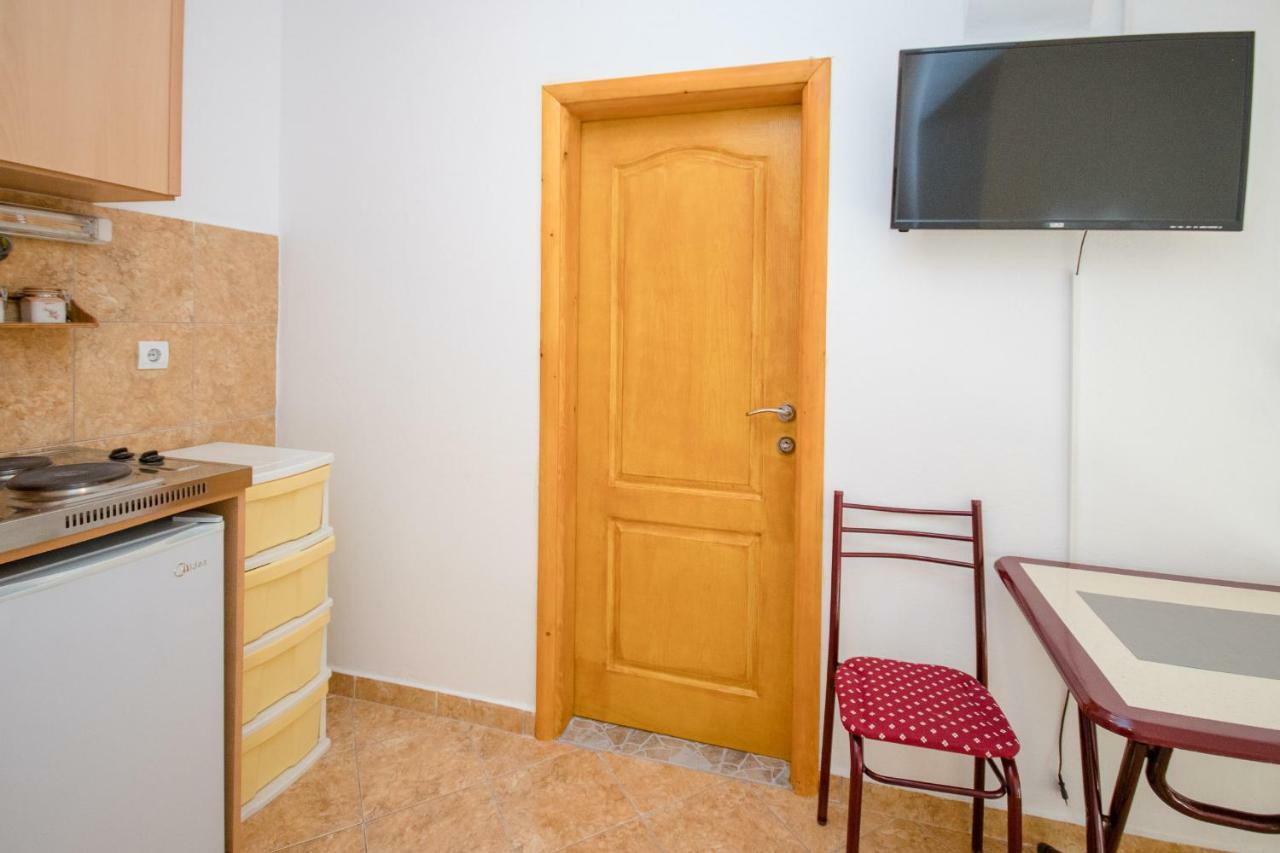 Apartments Duskic Утьеха Экстерьер фото